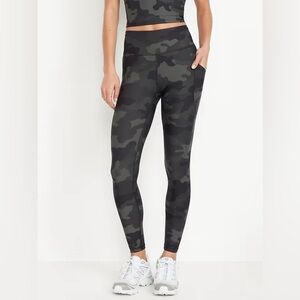 Old Navy Camo Leggings - Green, Black and Gray